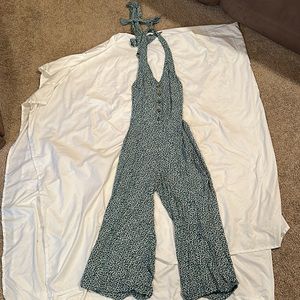 American Eagle Green Floral Jumpsuit Romper